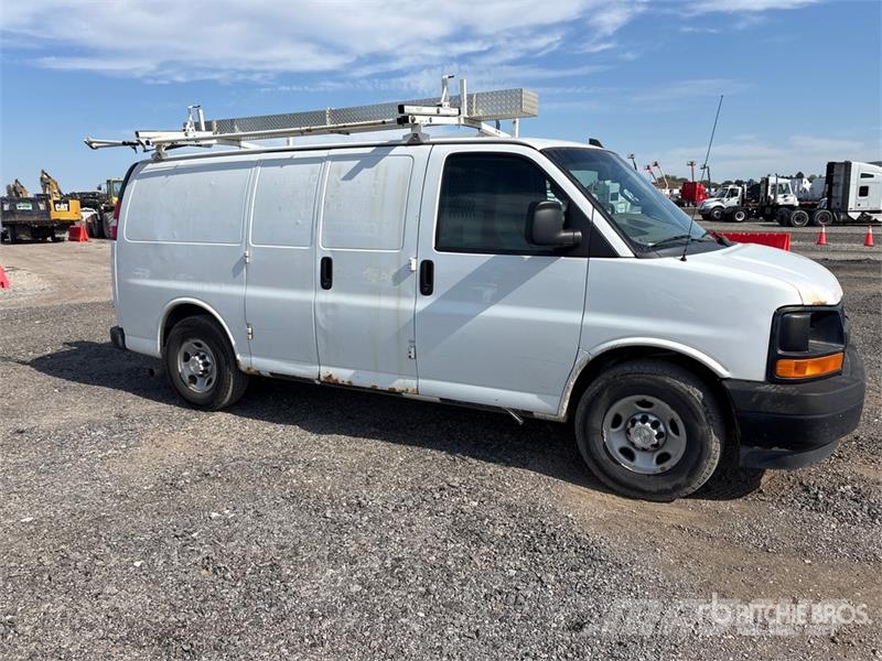 Chevrolet Express 2500 Cargo Van Dostavna vozila / kombiji