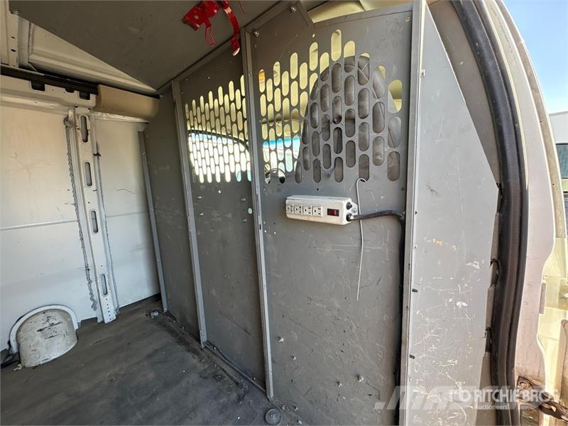 Chevrolet Express 2500 Cargo Van Furgonetas /Furgón