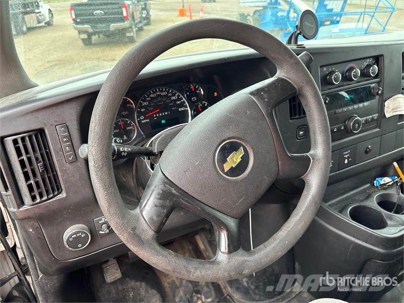 Chevrolet Express 2500 Cargo Van Lieferwagen