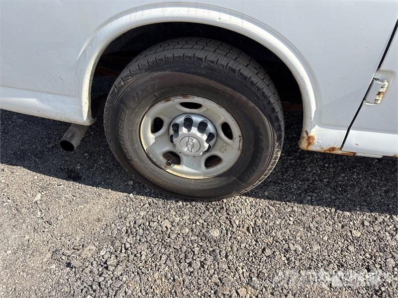Chevrolet Express 2500 Cargo Van Dostavna vozila / kombiji