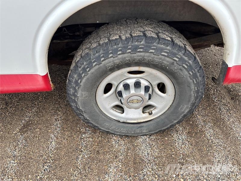 Chevrolet Express 2500 Cargo Van Preču pārvadāšanas furgoni