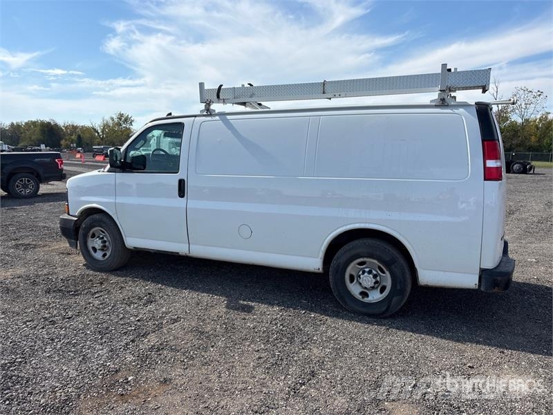 Chevrolet Express 2500 Cargo Van Dostavna vozila / kombiji