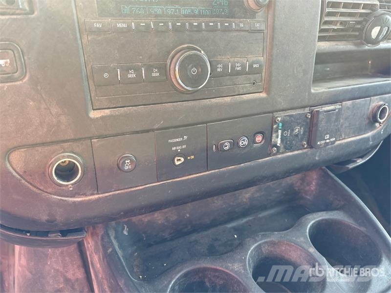 Chevrolet Express 2500 Cargo Van Dostavna vozila / kombiji