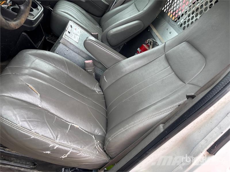 Chevrolet Express 2500 Cargo Van Preču pārvadāšanas furgoni