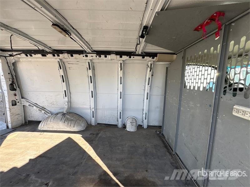 Chevrolet Express 2500 Cargo Van Furgonetas /Furgón