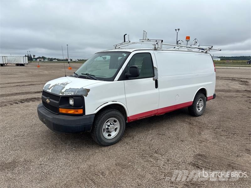 Chevrolet Express 2500 Cargo Van Preču pārvadāšanas furgoni