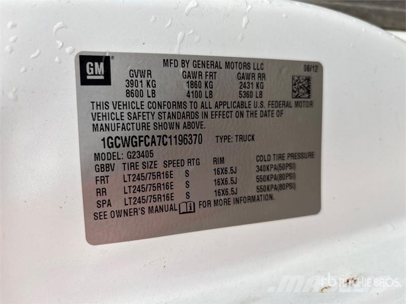 Chevrolet Express 2500 Cargo Van Lieferwagen