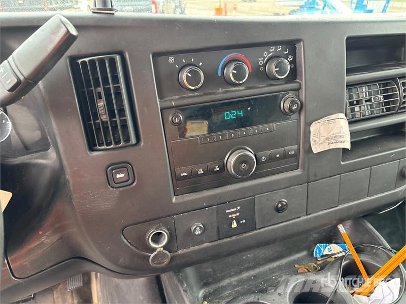 Chevrolet Express 2500 Cargo Van Lieferwagen