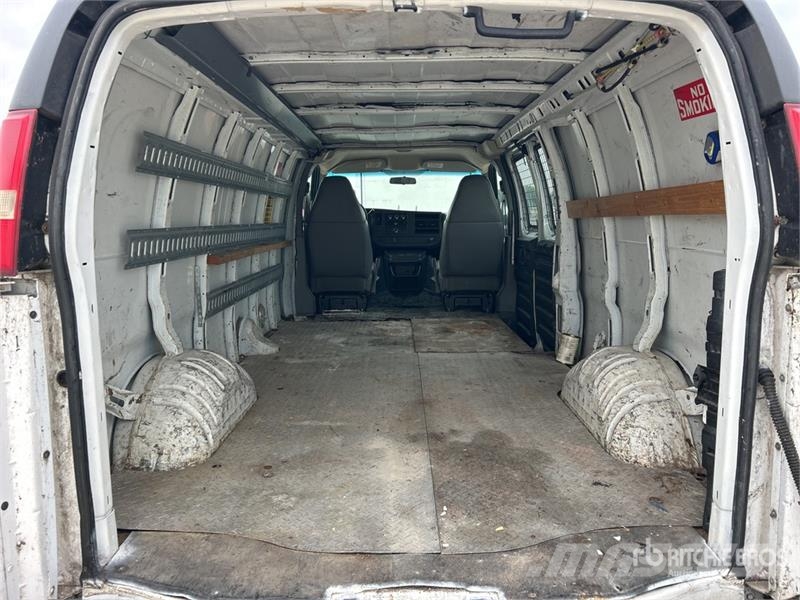 Chevrolet Express 3500 Furgonetas cerradas