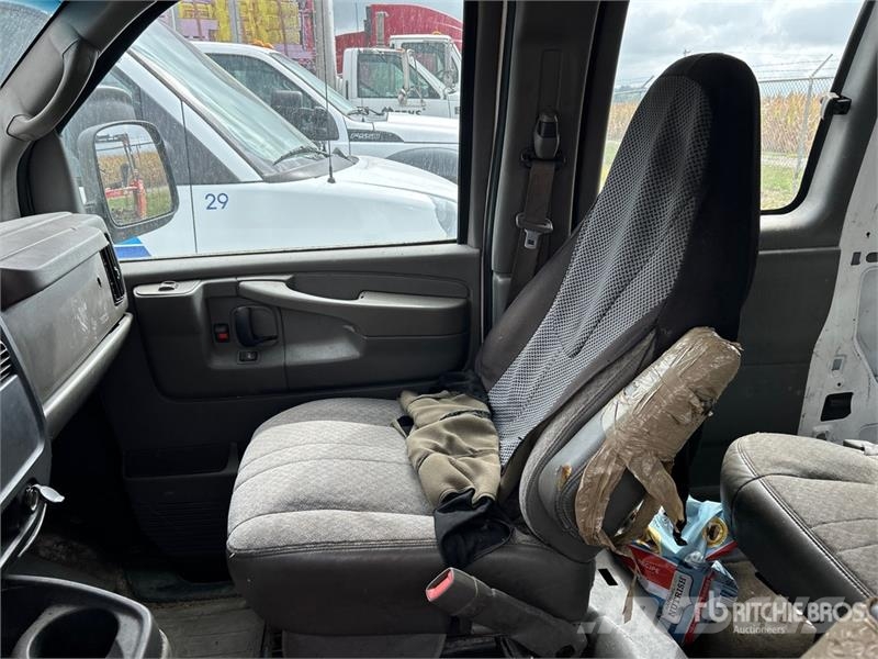 Chevrolet Express 3500 Lieferwagen