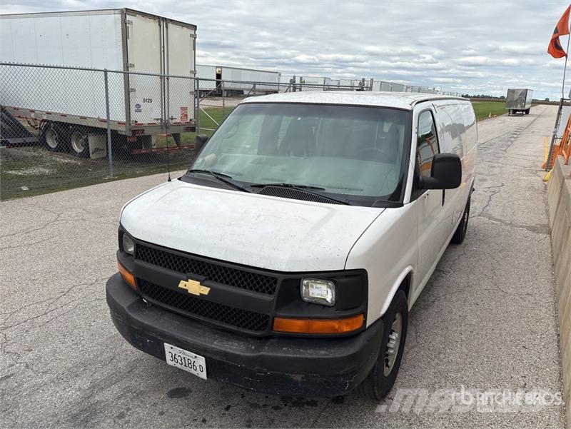 Chevrolet Express 3500 Lieferwagen