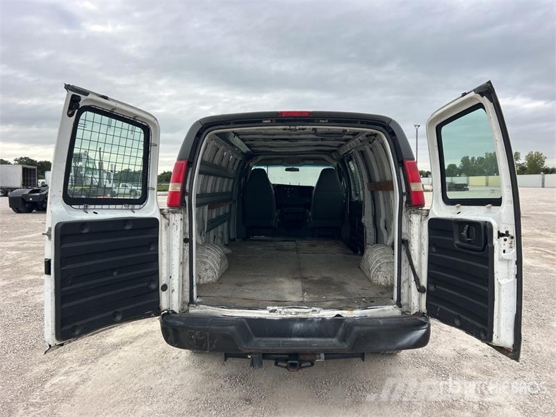 Chevrolet Express 3500 Furgonetas cerradas