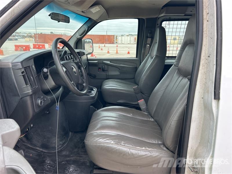Chevrolet Express 3500 Furgonetas cerradas