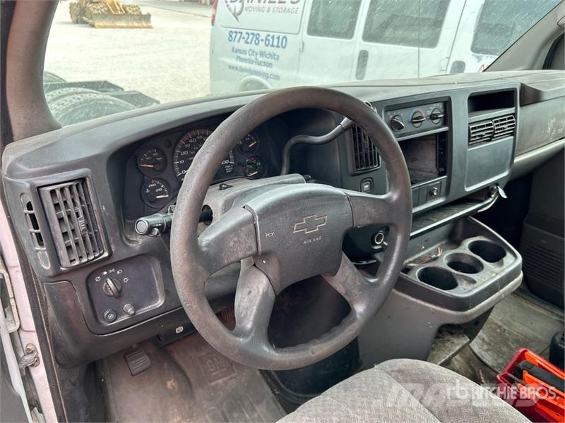 Chevrolet Express 3500 Lieferwagen