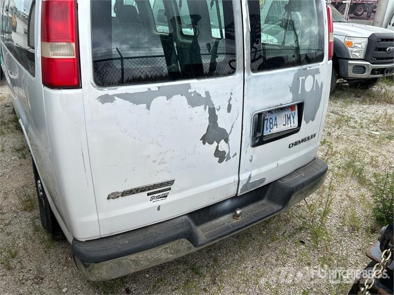 Chevrolet Express 3500 Lieferwagen