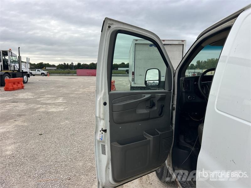 Chevrolet Express 3500 Furgonetas cerradas