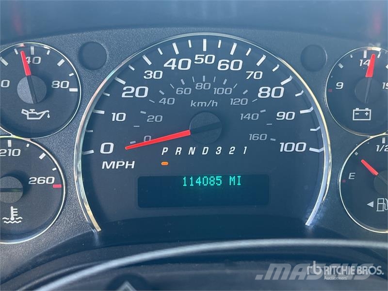 Chevrolet Express 3500 패널 화물차