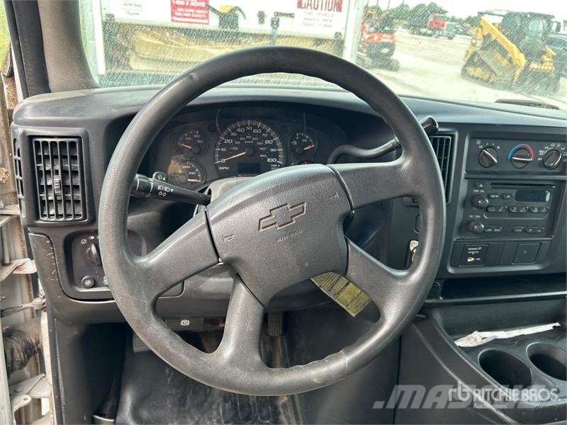 Chevrolet Express G2500 Lieferwagen