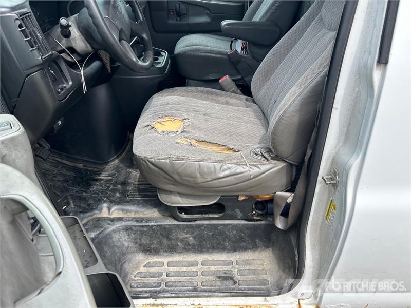 Chevrolet Express G2500 Lieferwagen
