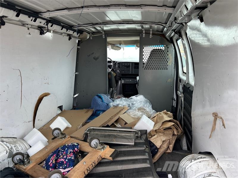 Chevrolet Express G2500 Lieferwagen