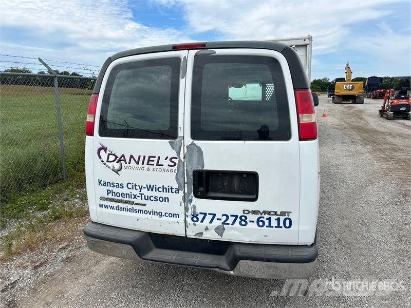 Chevrolet Express G2500 Lieferwagen