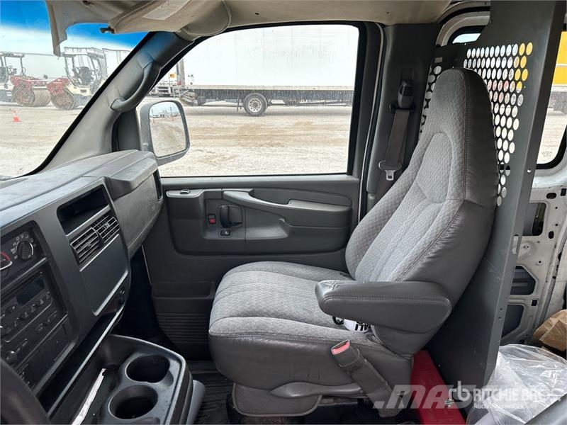 Chevrolet Express G2500 Lieferwagen