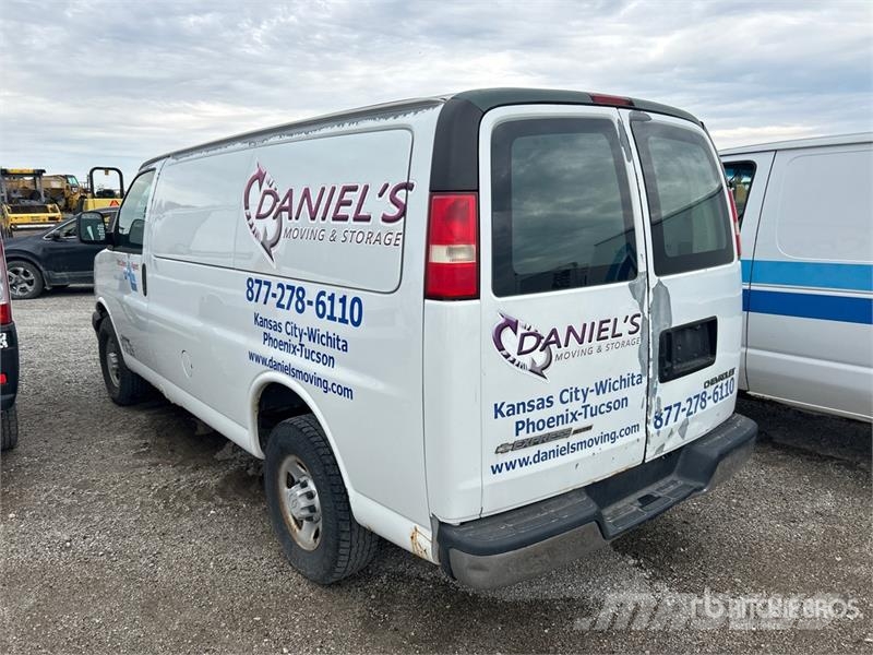 Chevrolet Express G2500 Lieferwagen