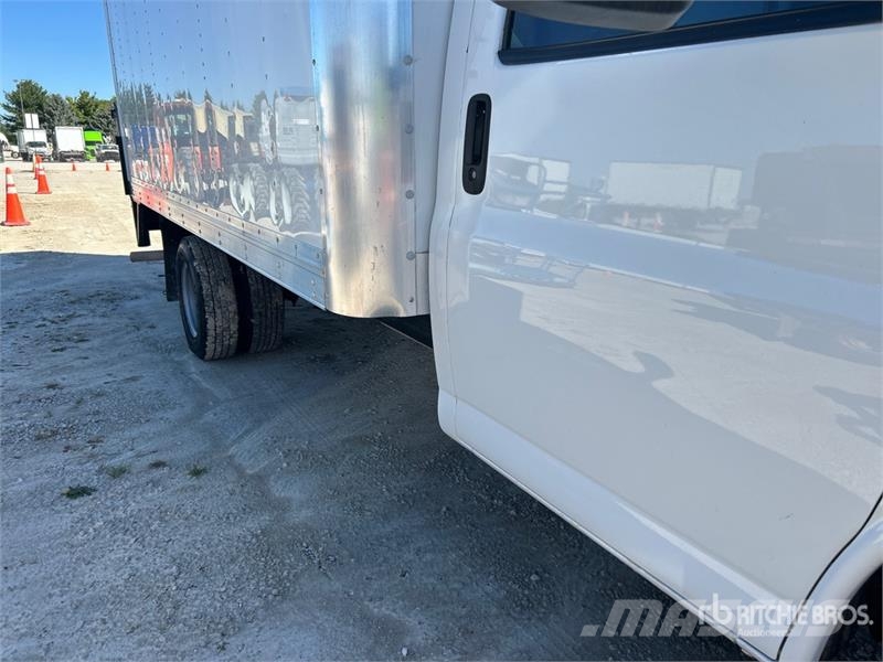 Chevrolet Express G3500 Skříňová nástavba
