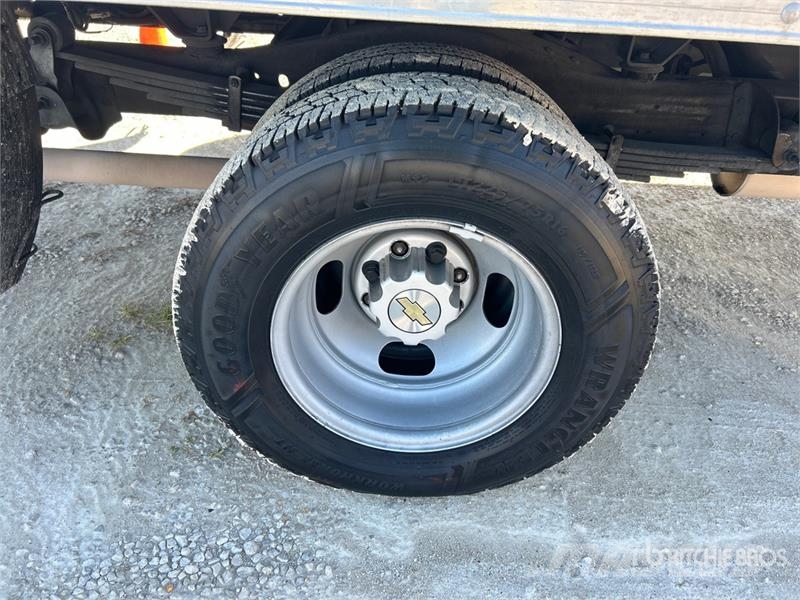 Chevrolet Express G3500 Skříňová nástavba