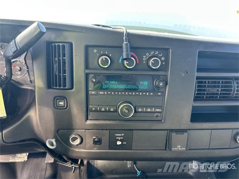 Chevrolet Express G3500 Skříňová nástavba
