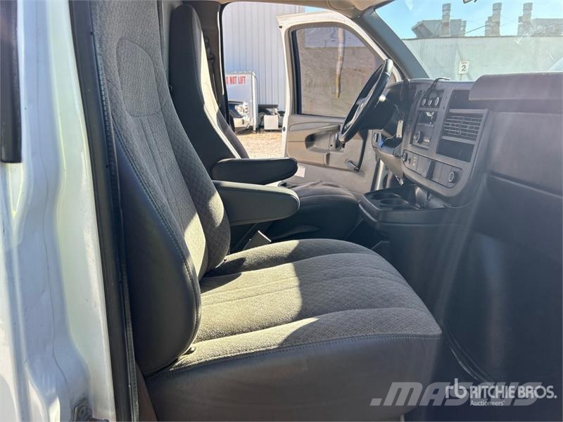 Chevrolet Express G3500 Skříňová nástavba