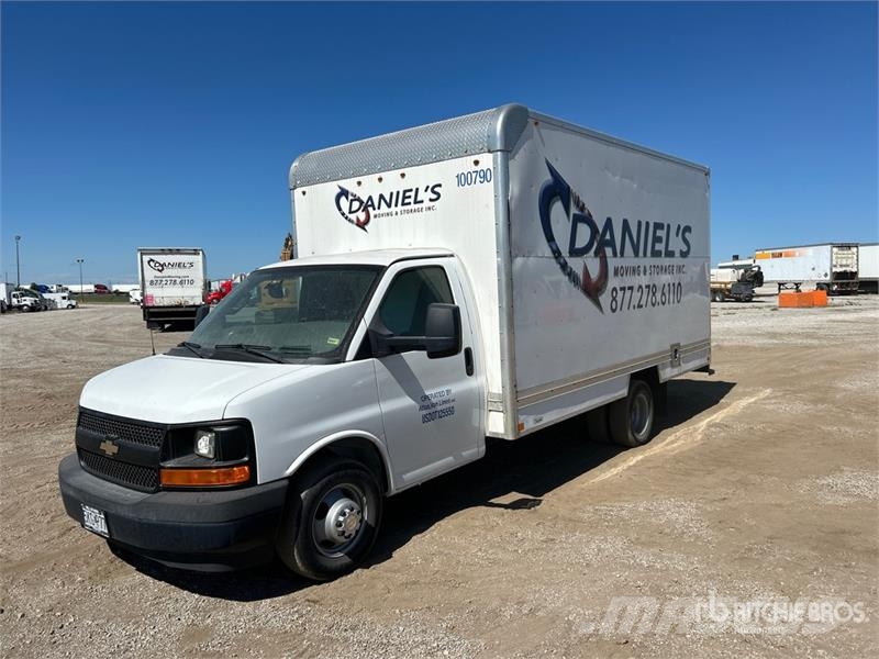 Chevrolet Express G3500 貨箱式卡車
