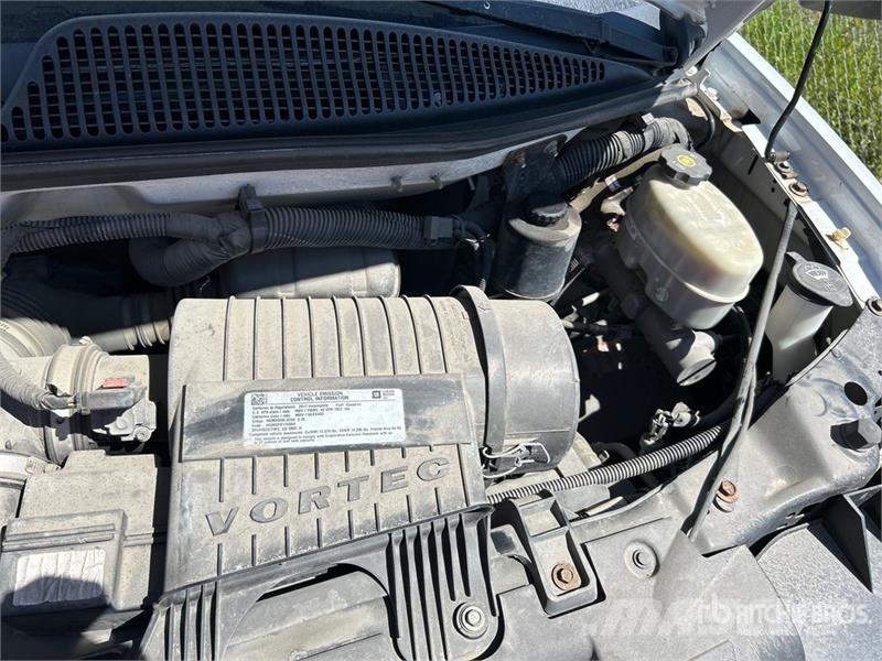 Chevrolet Express G3500 貨箱式卡車