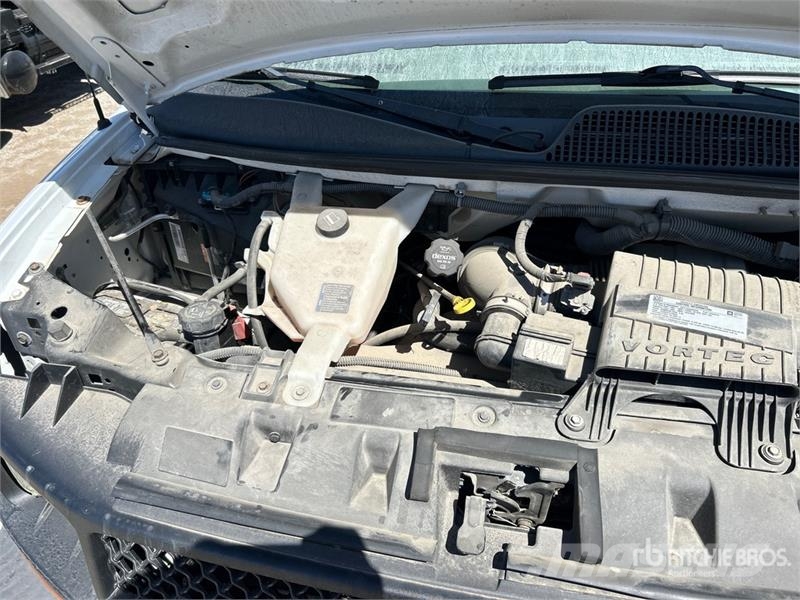 Chevrolet Express G3500 貨箱式卡車