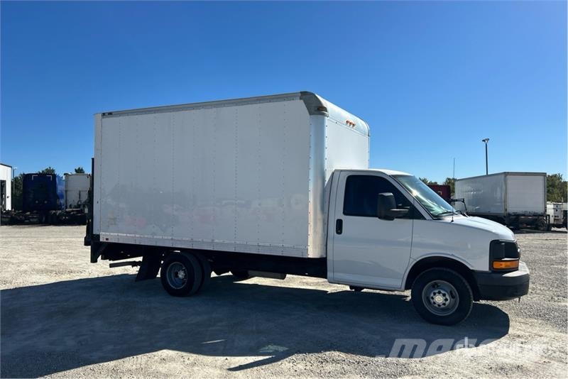 Chevrolet Express G3500 Skříňová nástavba