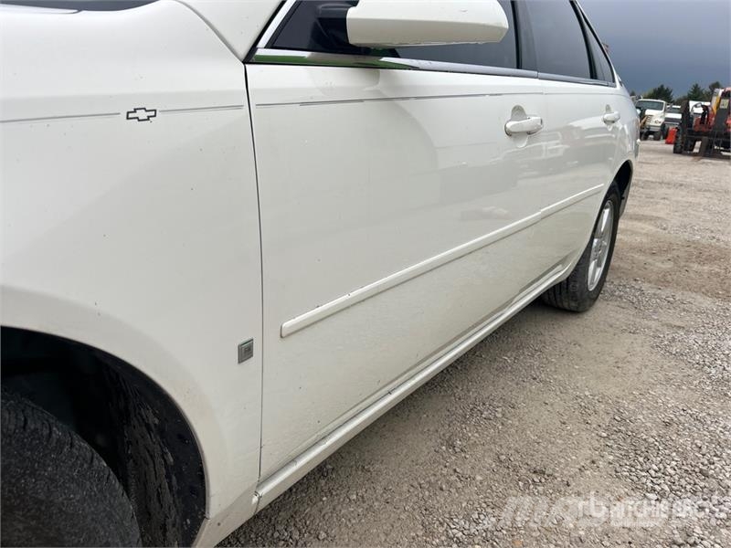 Chevrolet Impala Automobile Avtomobili