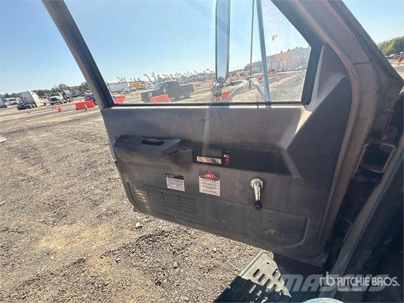 Chevrolet Kodiak Передвижные буровые установки