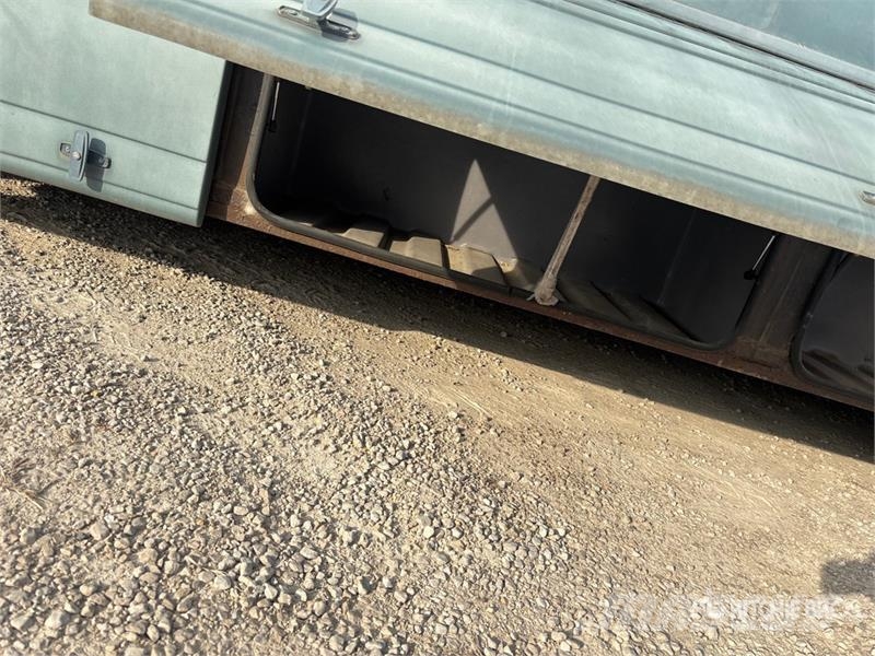 Chevrolet P30 Motor Home Kemperi un dzīvojamās piekabes