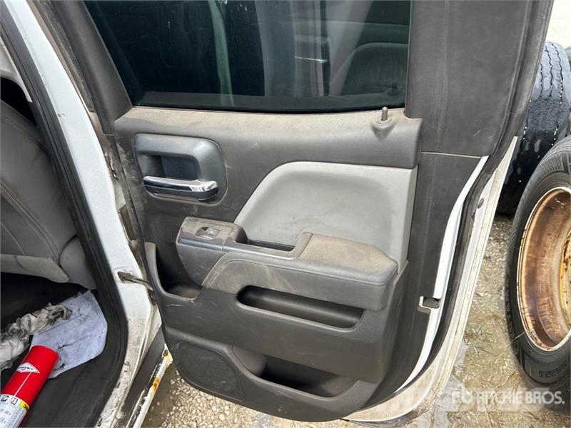 Chevrolet Silverado 1500 4x4 Crew Cab Pickup 其他