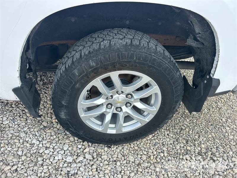 Chevrolet Silverado 1500 4x4 Crew Cab Pickup Další