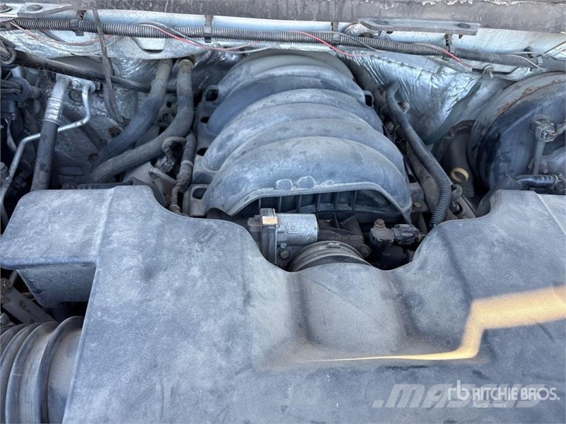 Chevrolet Silverado 1500 4x4 Pickup 其他