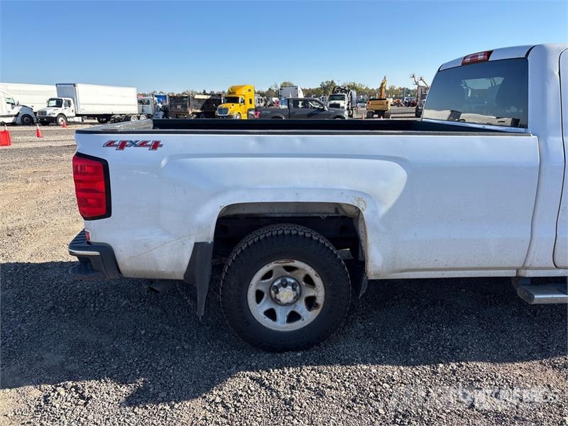 Chevrolet Silverado 1500 4x4 Pickup 其他