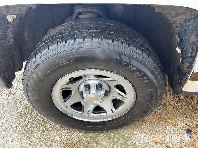 Chevrolet Silverado 1500 4x4 Crew Cab Pickup 其他