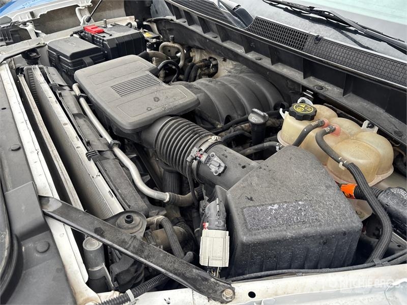 Chevrolet Silverado 1500 4x4 Crew Cab Pickup Furgoni altro