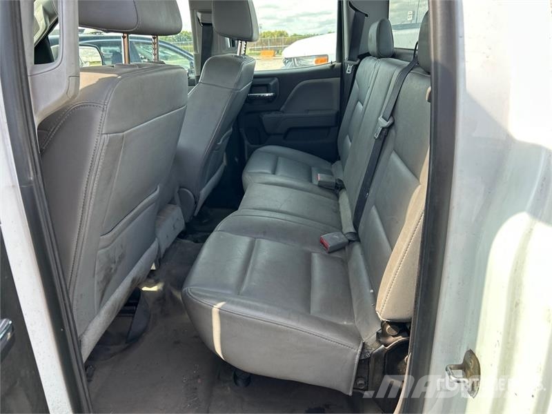 Chevrolet Silverado 1500 4x4 Dual Cab Pickup Otras furgonetas