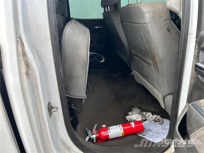 Chevrolet Silverado 1500 4x4 Crew Cab Pickup 其他