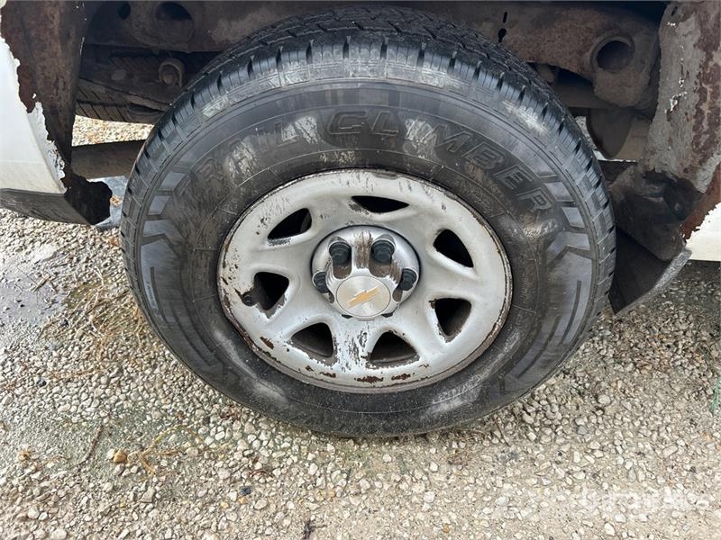 Chevrolet Silverado 1500 4x4 Crew Cab Pickup 其他