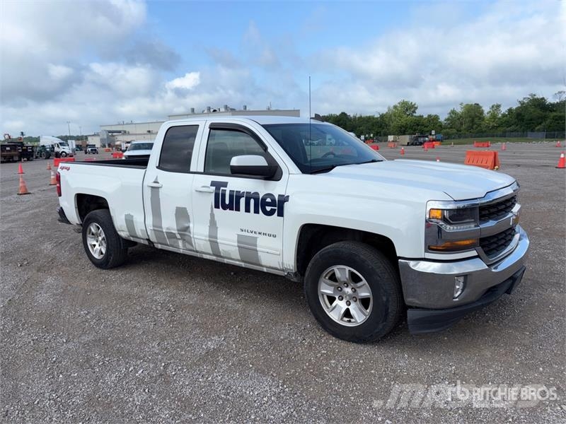 Chevrolet Silverado 1500 4x4 Extended Cab Pickup Прочие фургоны