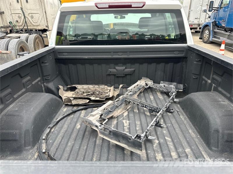 Chevrolet Silverado 1500 4x4 Crew Cab Pickup Andre