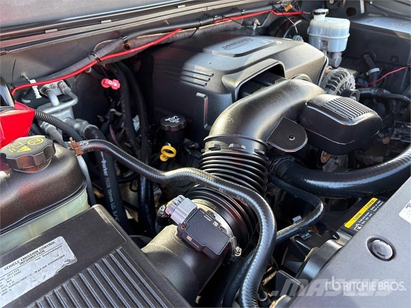 Chevrolet Silverado 1500 4x4 Extended Cab Pickup Diger